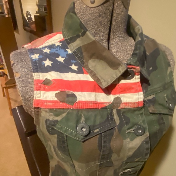 Soho Babe vest. Size M - Picture 3 of 9